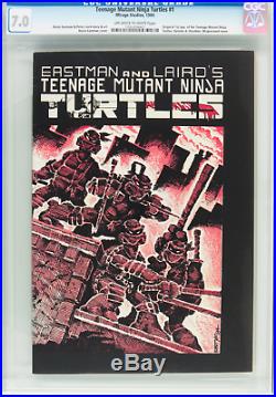 TEENAGE MUTANT NINJA TURTLES #1 (First Print OWithW Pages) CGC 7.0 1984