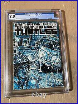 Teenage Mutant Ninja Turtles #3 Kevin Eastman 1985 CGC 9.0 Classic Cover